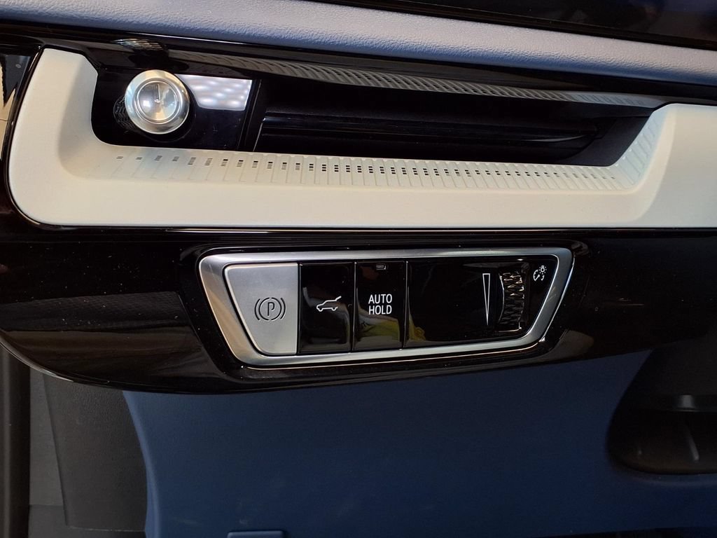 2027 Cadillac OPTIQ Premium Sport - Photo 16
