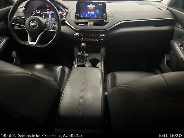 Used 2019 Red Nissan 2.5 SR image 14