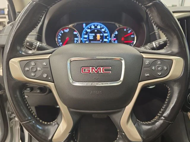 Used 2022 Quicksilver Metallic GMC Denali image 33