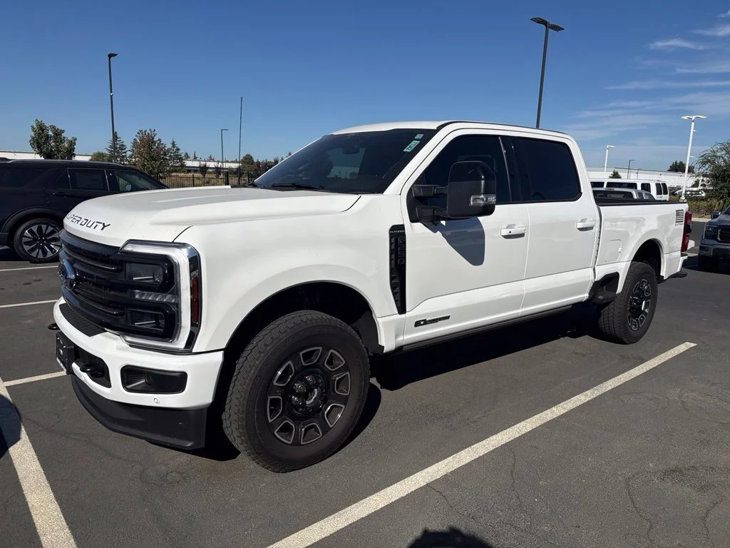Used 2025 White Ford Platinum image 1