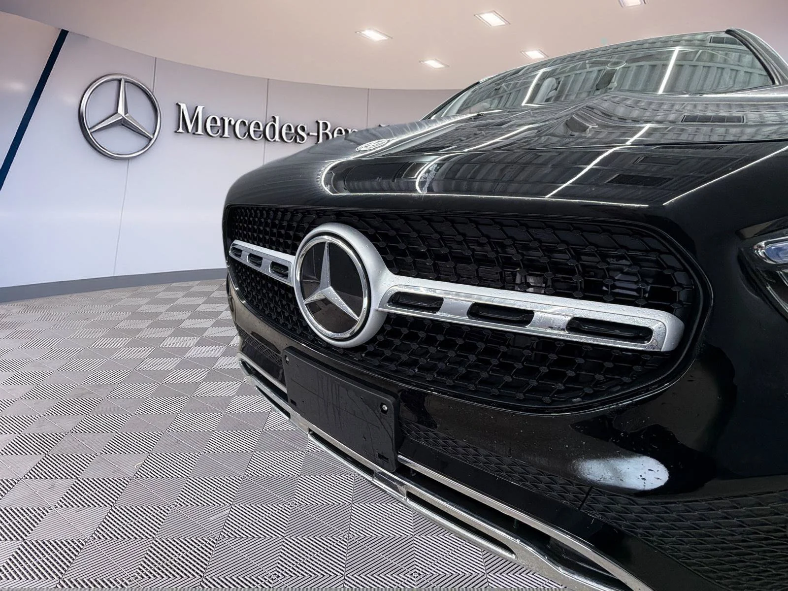 Used 2023 Black Mercedes-Benz GLA 250 image 10