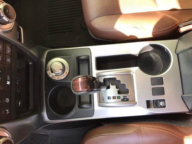 Certified Used 2024  Toyota Limited image 18