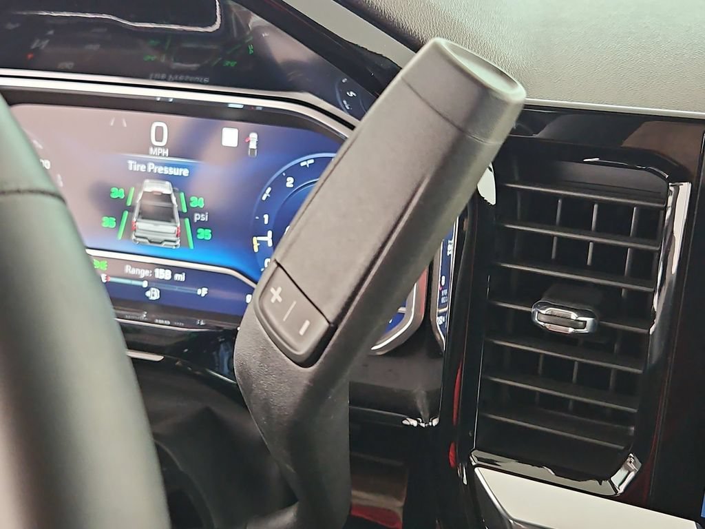 2023 Chevrolet Silverado 1500 LT - Photo 22