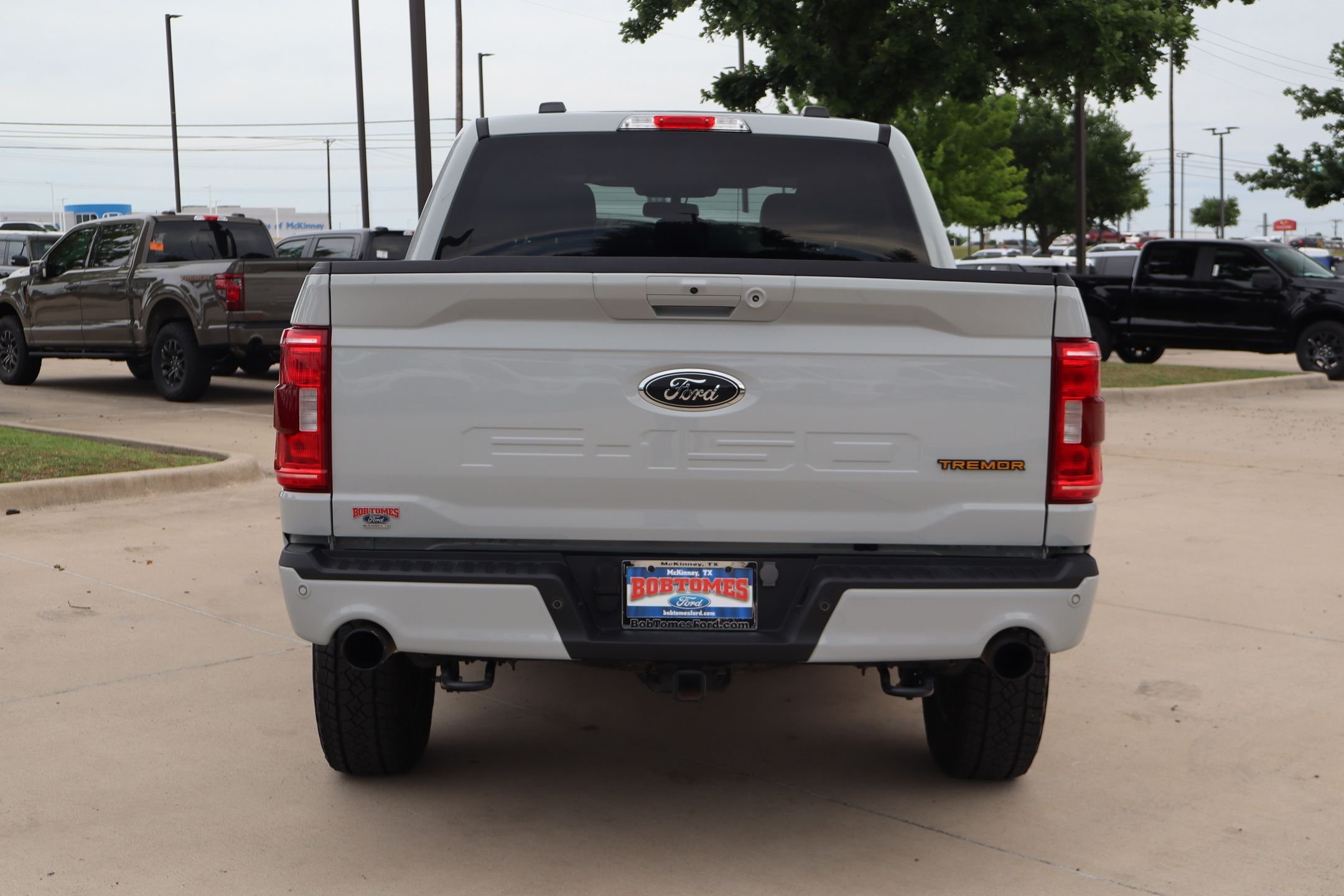 Used 2023 White Ford Tremor image 4