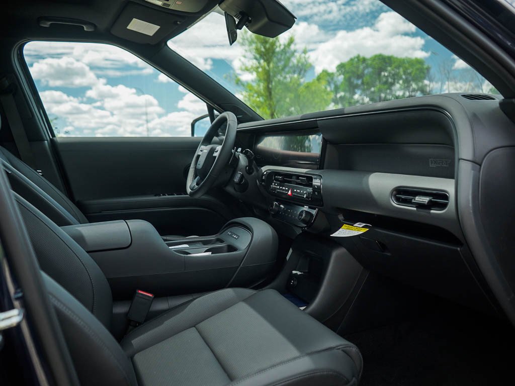 New 2026 Pacific Sapphire Hyundai XRT Pro AWD image 11