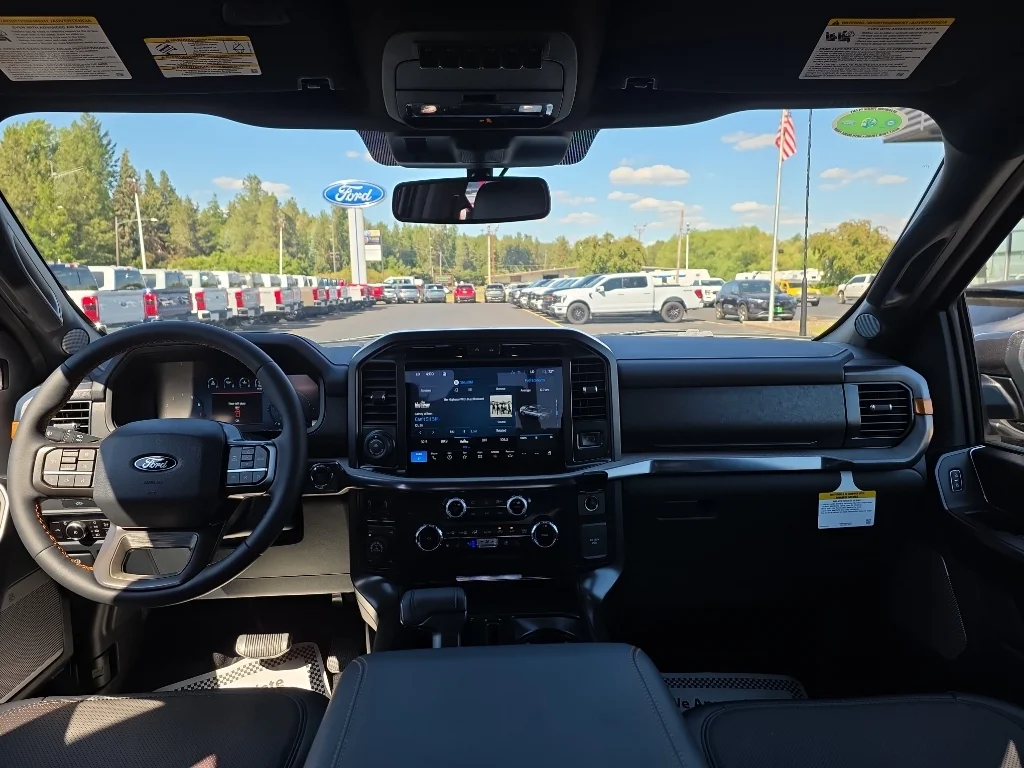 New 2026 Carbonized Gray Metallic Ford Tremor® image 19