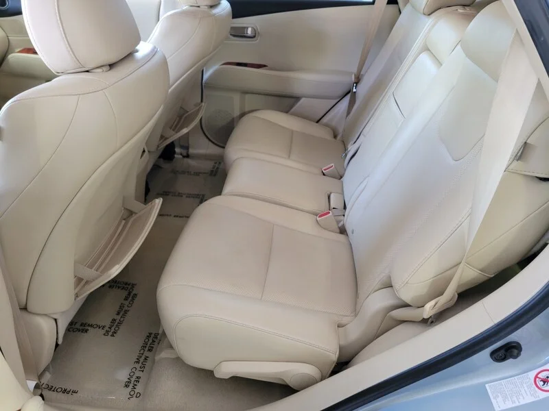 Used 2010 Blue LEXUS FWD 4DR image 11