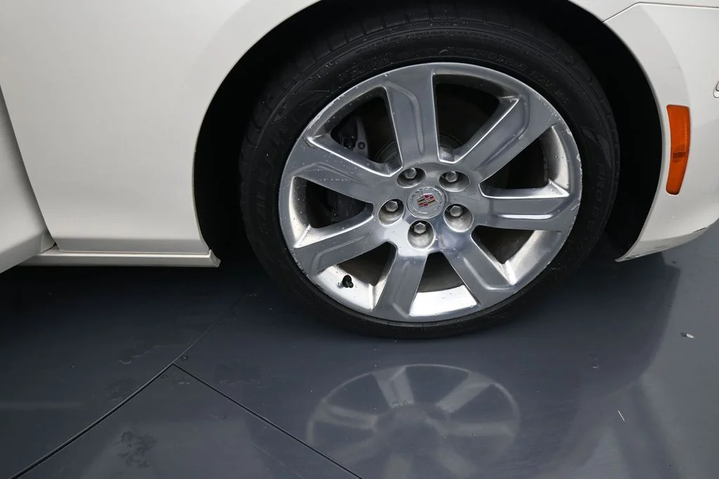 Used 2014 White Cadillac 3.6L Performance image 12