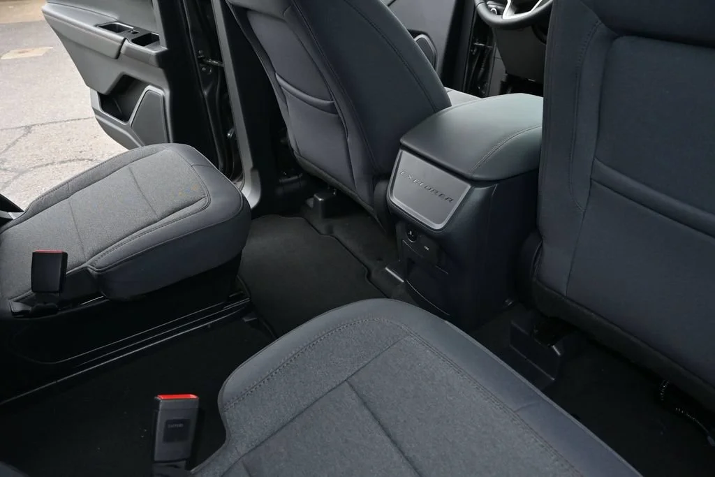 New 2027 Carbonized Gray Metallic Ford Active image 23