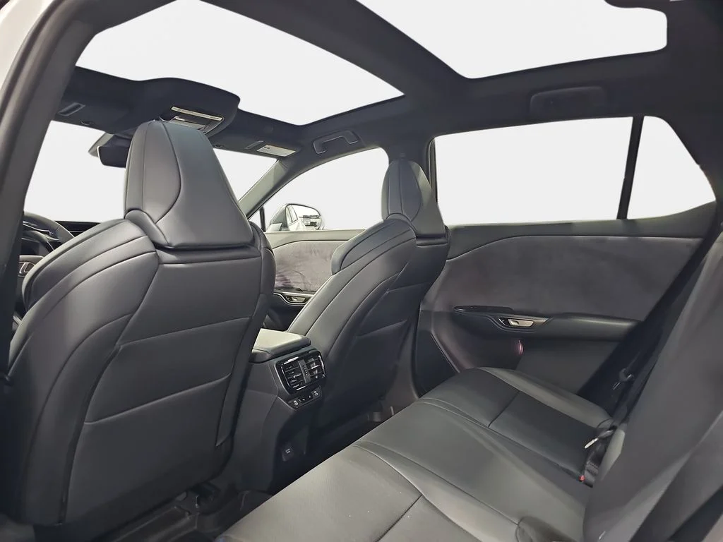 New 2026 Oxygen White Lexus F SPORT AWD image 11