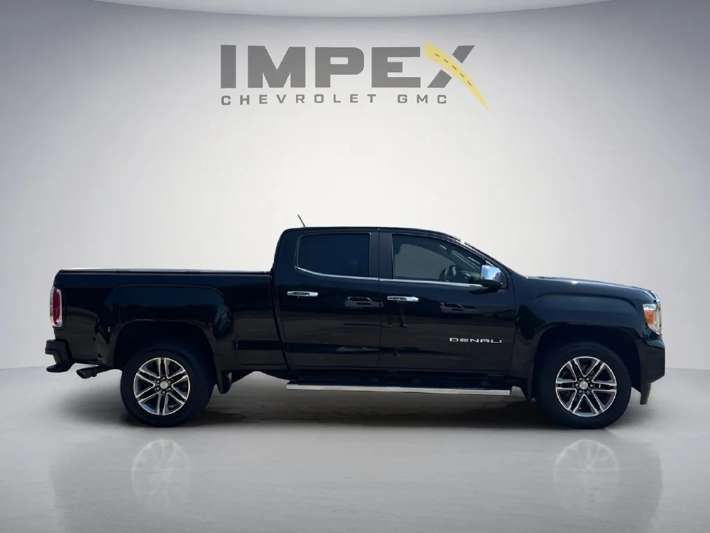 Used 2021 ONYX BLACK GMC 4WD Denali image 6