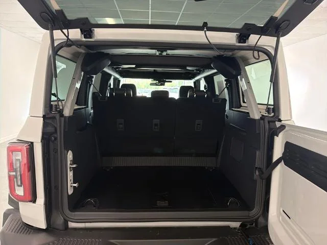 New 2026 Avalanche Gray Ford Badlands® image 24