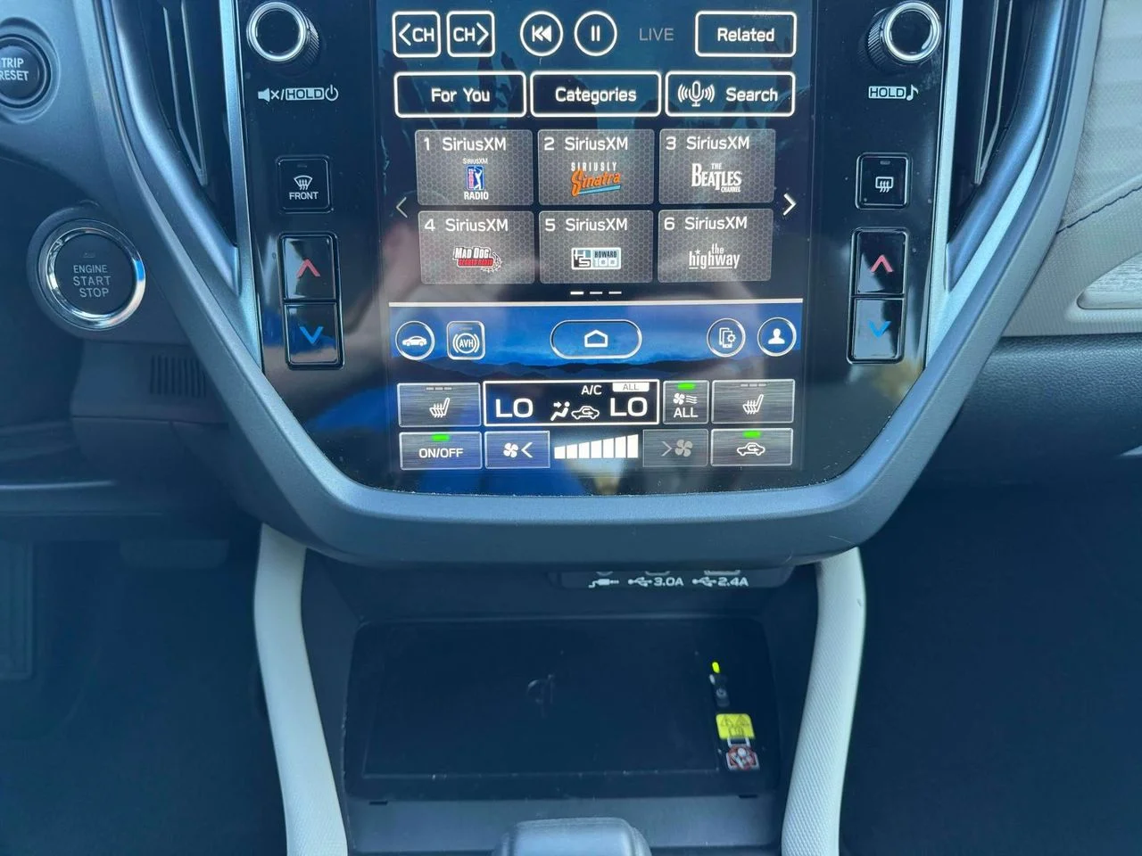 Used 2025 Daybreak Blue Pearl Subaru Limited Hybrid image 33