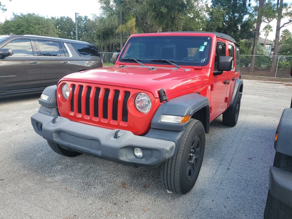 Used 2018 Red Jeep Unlimited Sport image 3