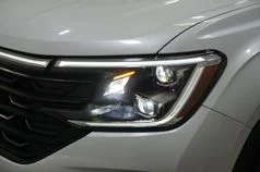 New 2026 White Volkswagen 2.0T SEL R-Line Black image 34