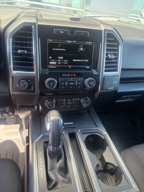 Used 2015 Magnetic Metallic Ford XLT image 9