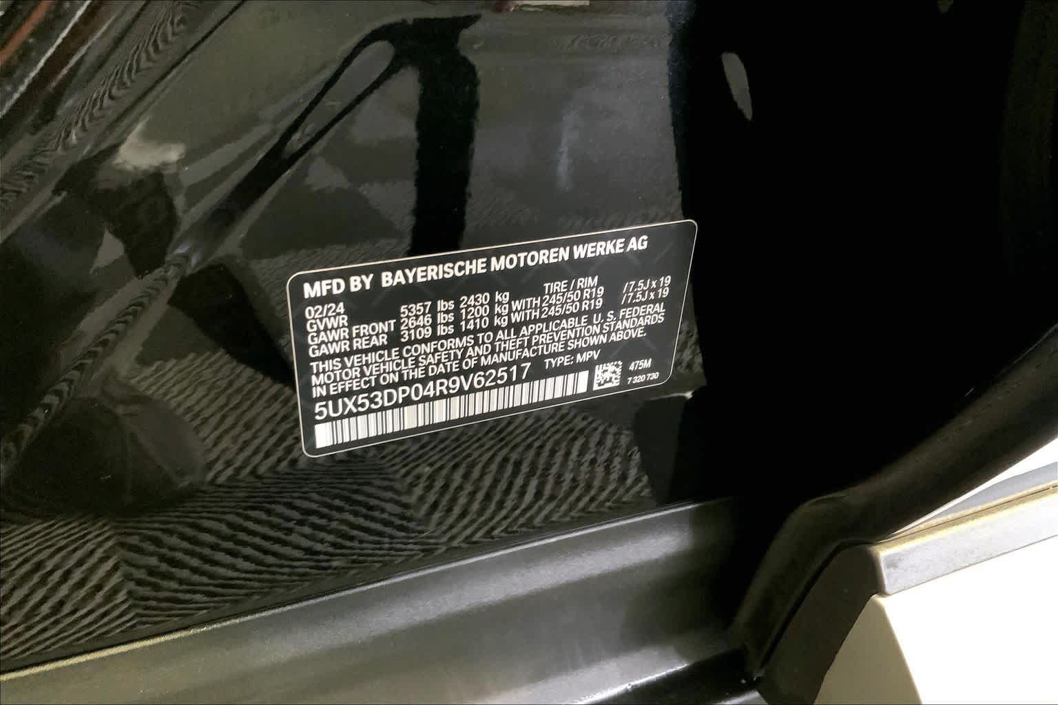 Used 2024 Black Sapphire Metallic BMW xDrive30i image 34