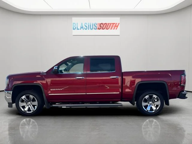 Used 2018 Red GMC SLT image 6