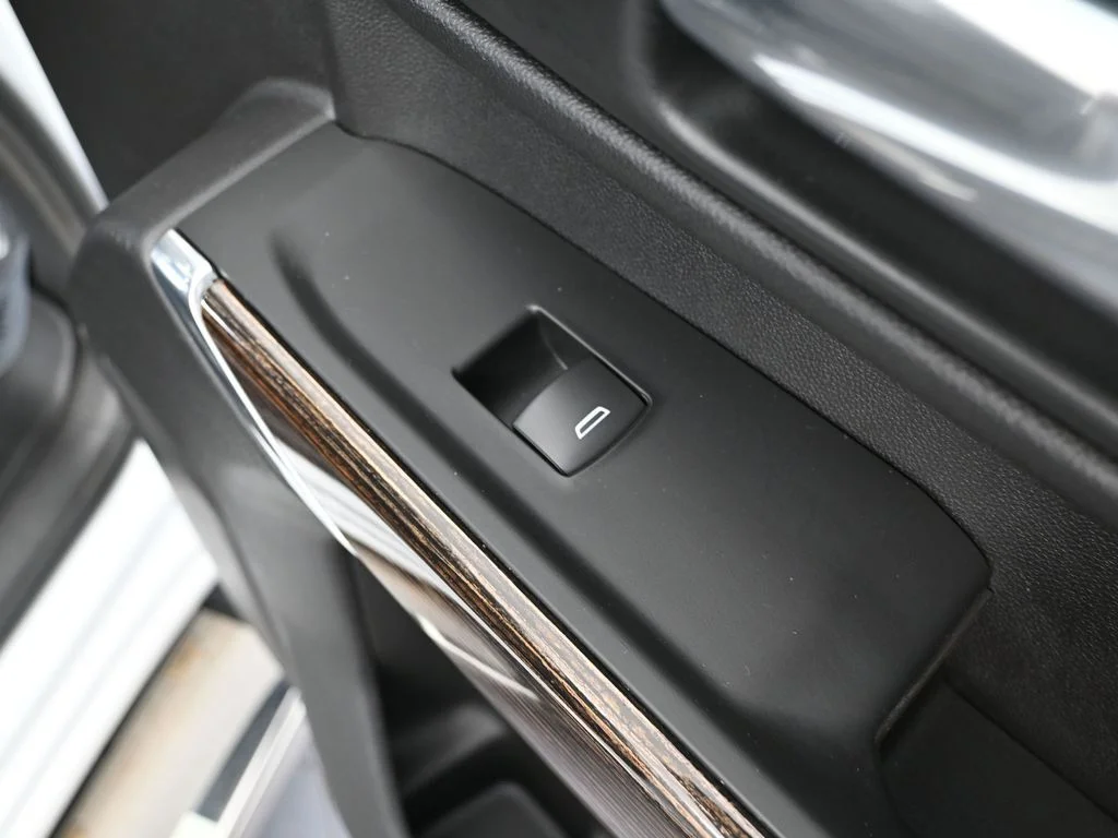 2025 GMC Sierra 3500HD SLE - Photo 42
