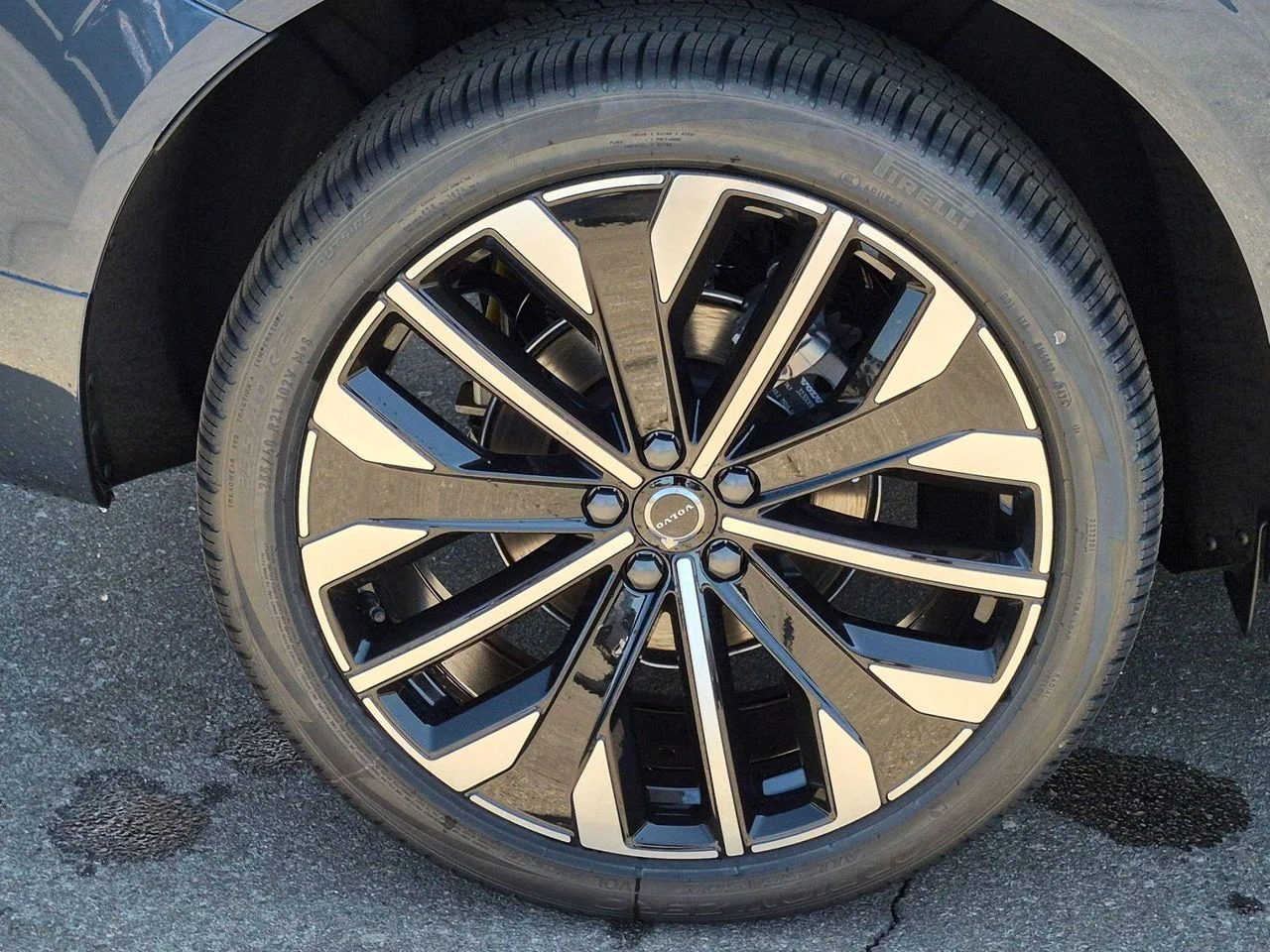 New 2026 Denim Blue Volvo Ultra image 6