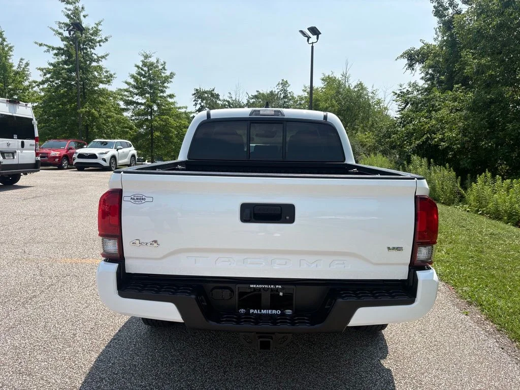 Certified Used 2022 White Toyota SR image 4