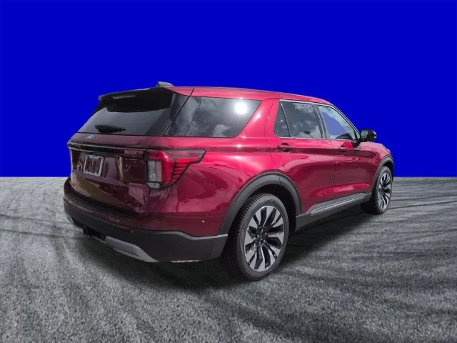 New 2027 Ruby Red Metallic Tinted Clearcoat Ford Platinum™ image 4