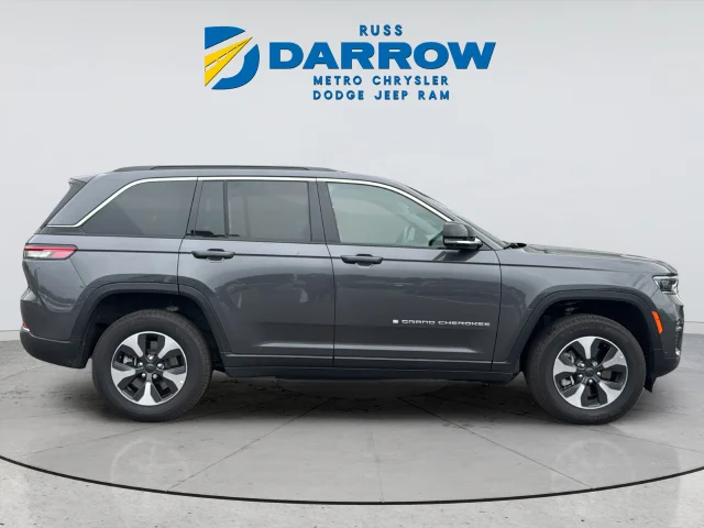 Used 2025 Gray Jeep 4xe image 6