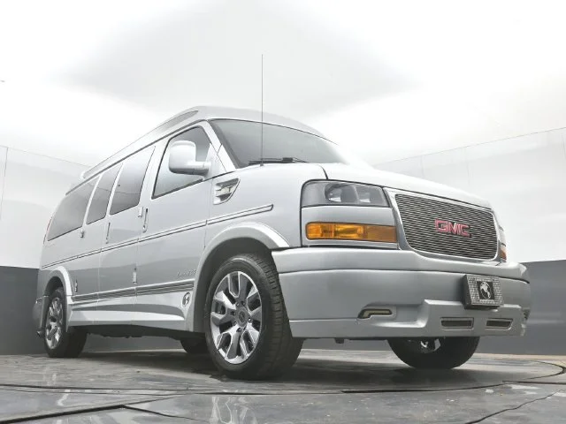 Used 2022 Silver GMC Work Van image 50