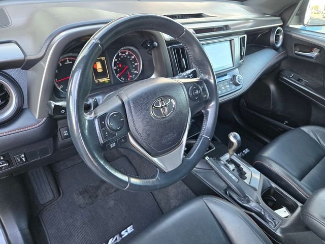 Used 2016 Gray Toyota SE image 10