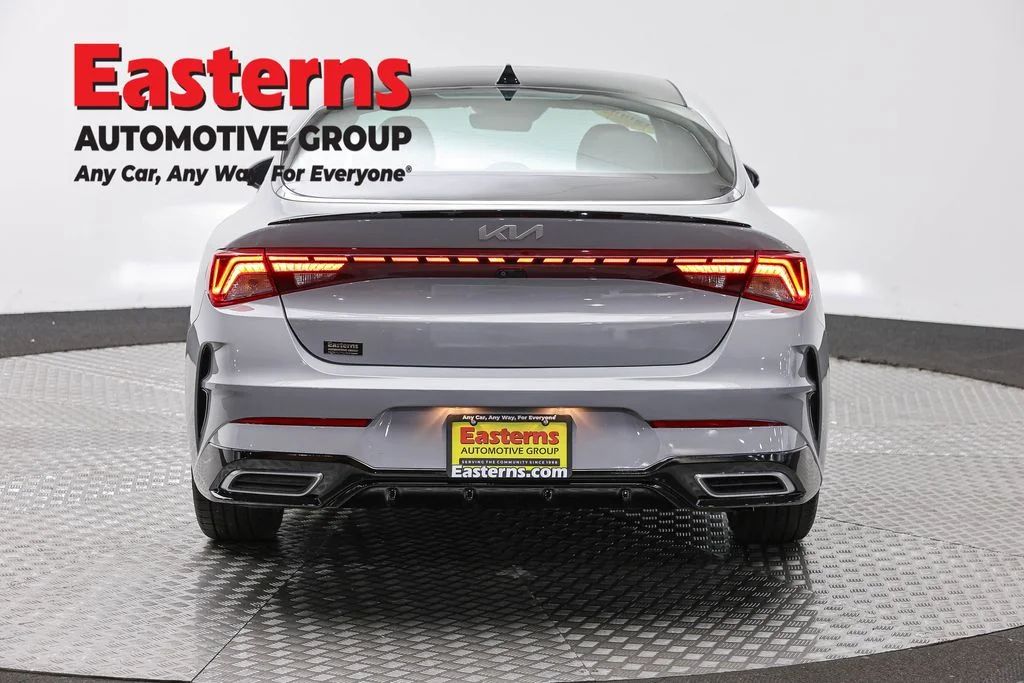Used 2022 Gray Kia GT-Line image 6