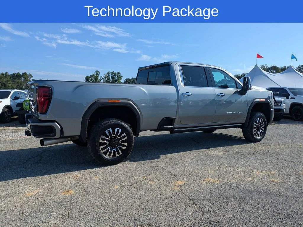 Used 2025 Silver GMC Denali Ultimate image 4