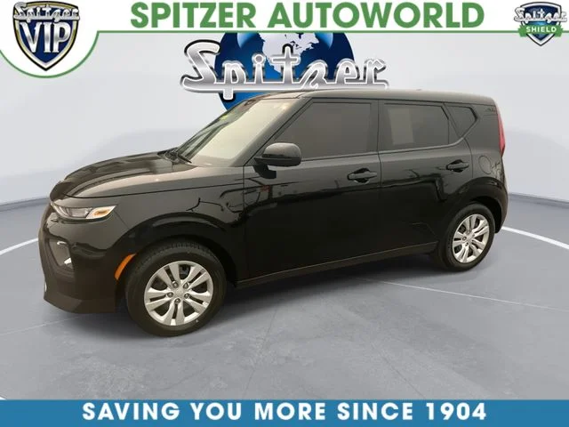 Used 2022 Black Kia LX image 6