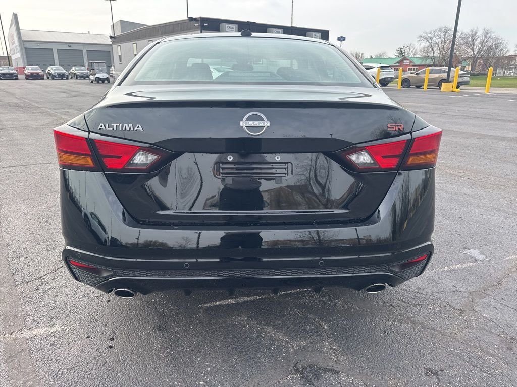 New 2026 Super Black Nissan SR image 4