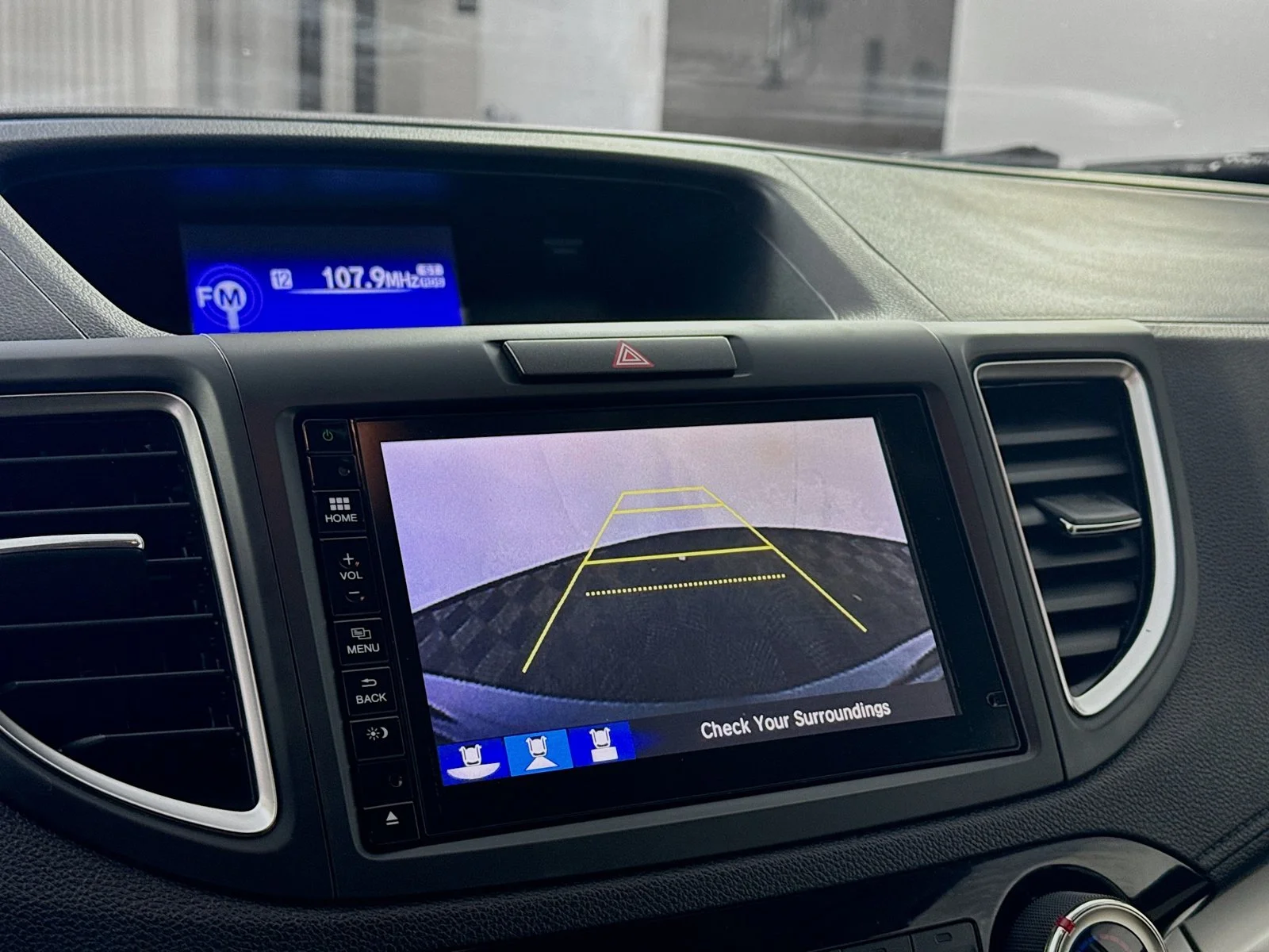 Used 2015 White Honda EX image 18