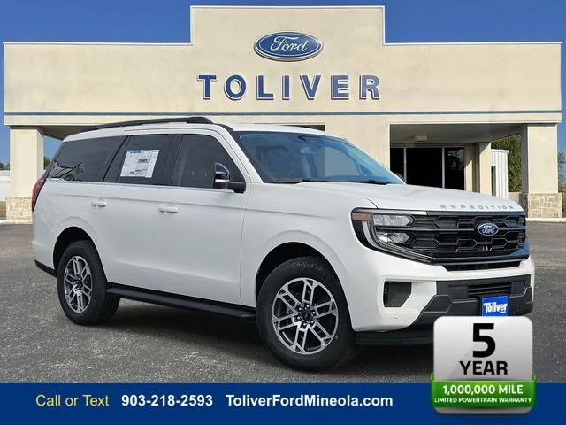 2026 Ford Expedition Active's photo