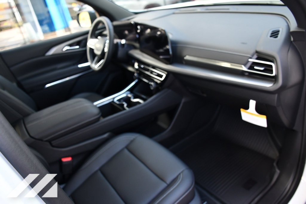 2027 Chevrolet Traverse LT - Photo 31