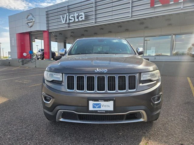 Used 2014 Crystal Metallic Jeep Limited image 2