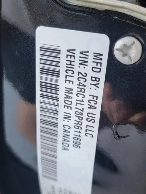 Used 2023 Black Chrysler Touring L image 32