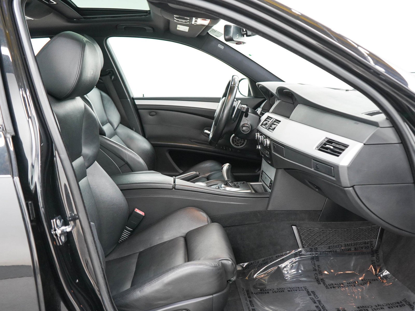 Used 2008 Black Sapphire Metallic BMW Base image 11