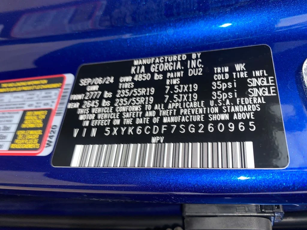 Used 2025 Blue Kia X-Line image 27