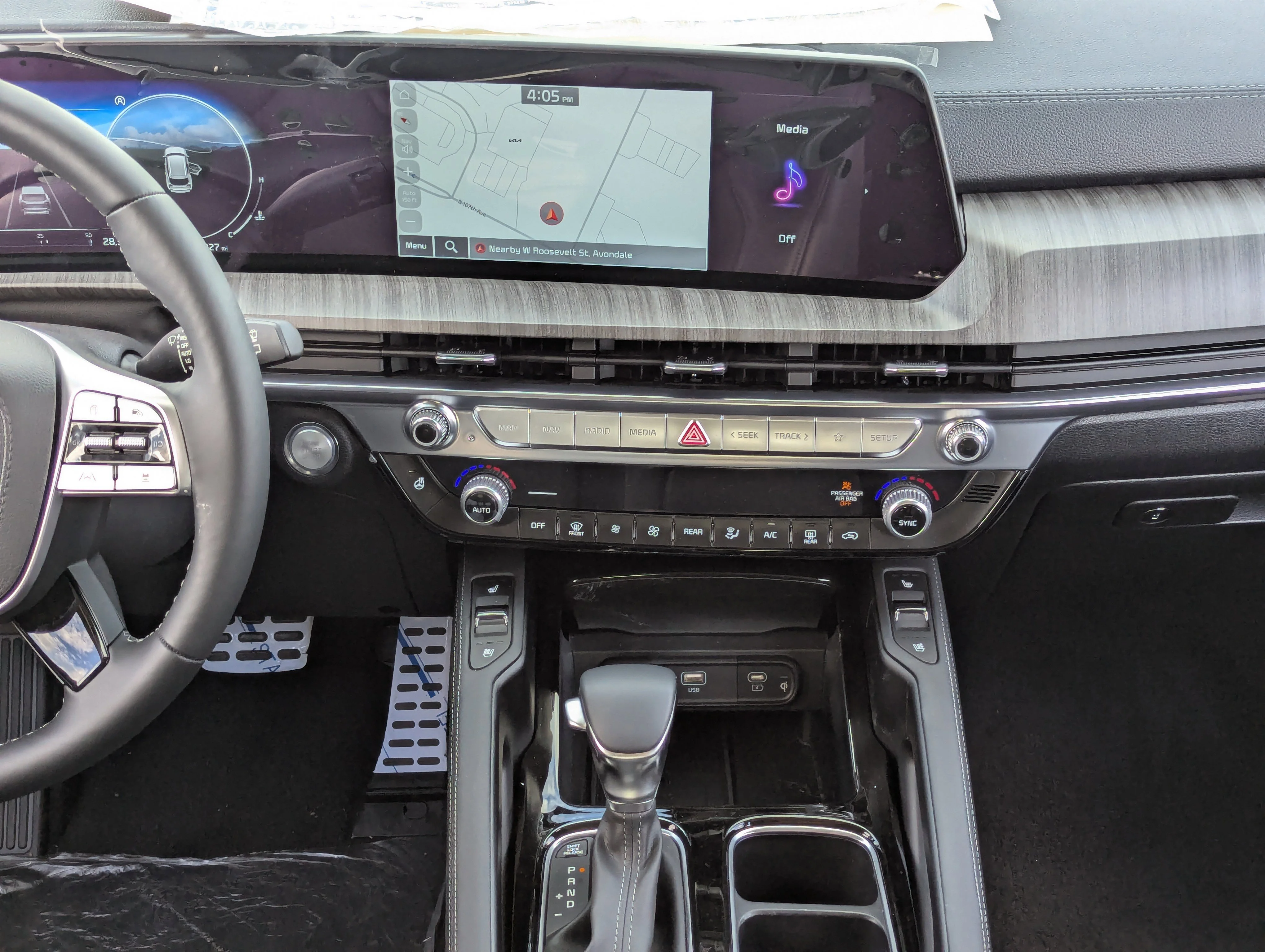 2025 Kia Telluride SX Prestige - Photo 17