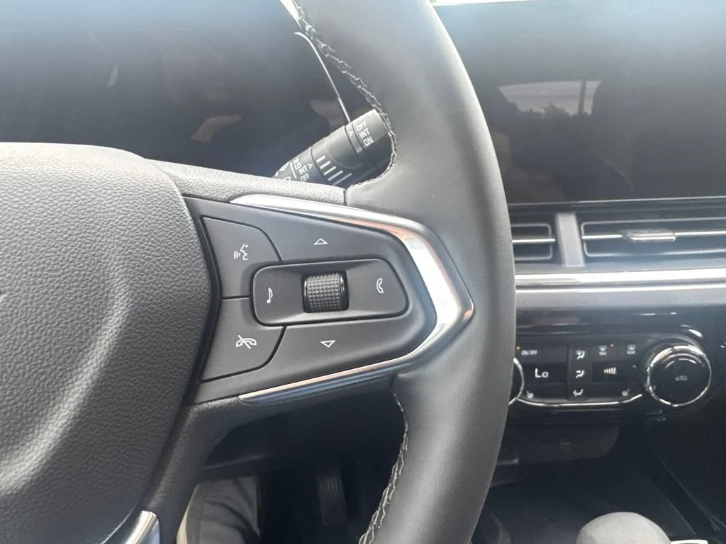2026 Chevrolet Trax Activ - Photo 30