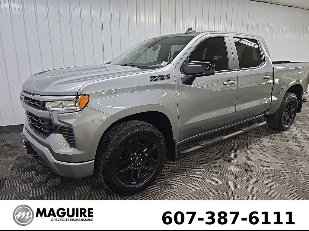 Used 2023 Gray Chevrolet RST image 8