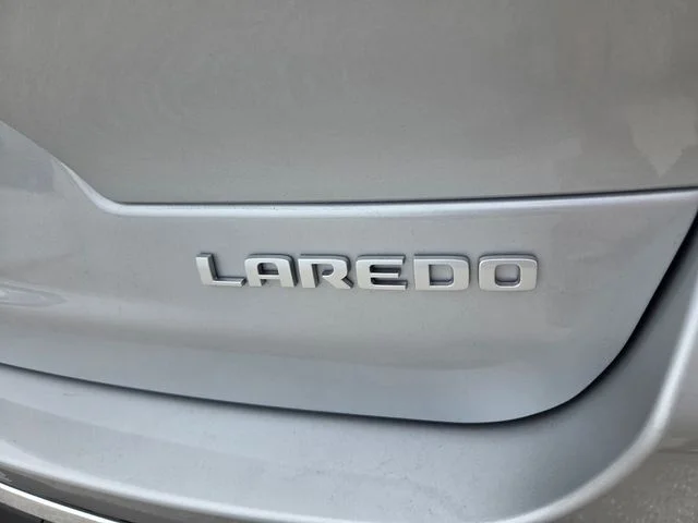 New 2026 Silver Zynith Jeep Laredo X image 12