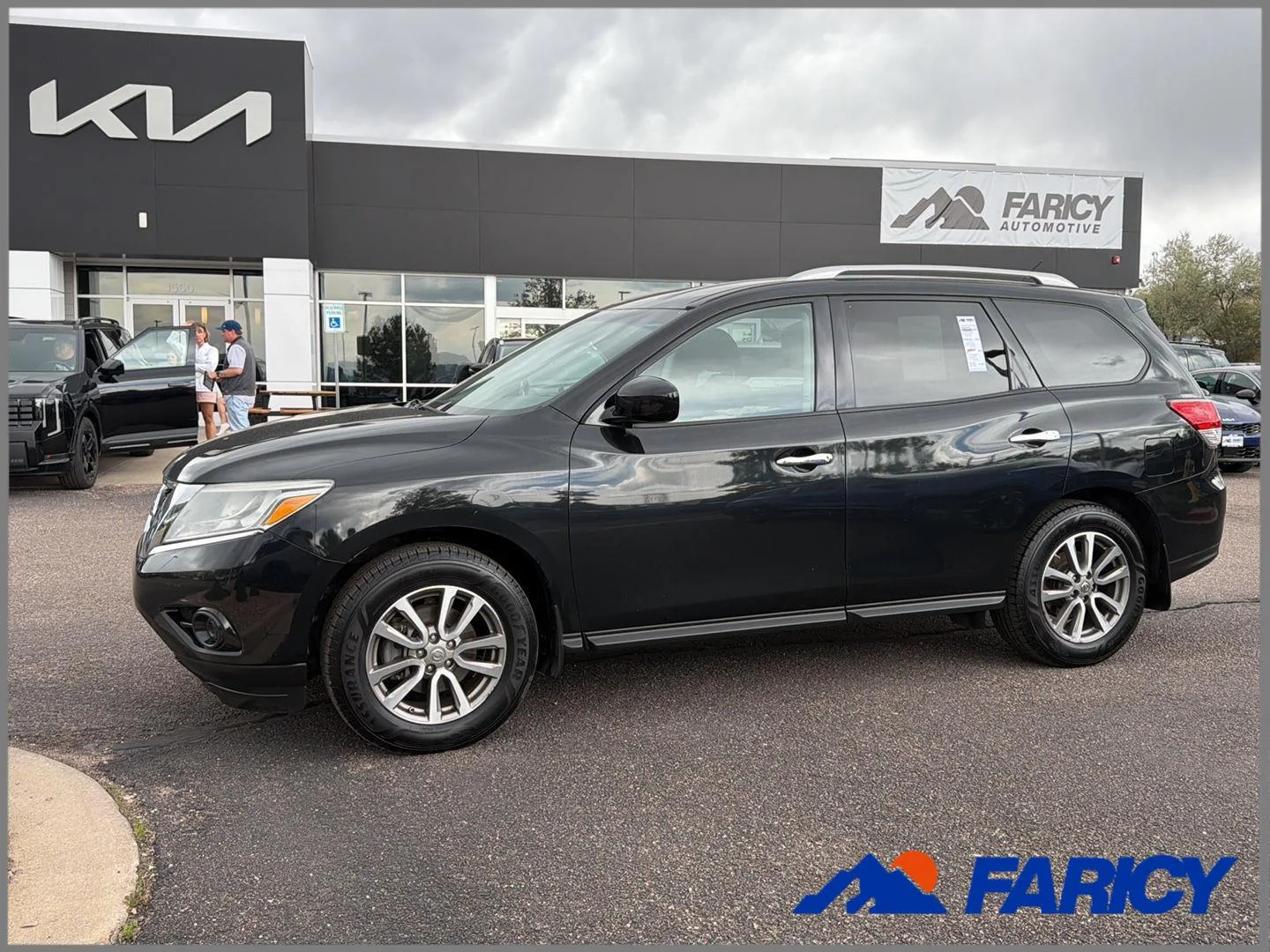 2015 Nissan Pathfinder S 4WD's photo