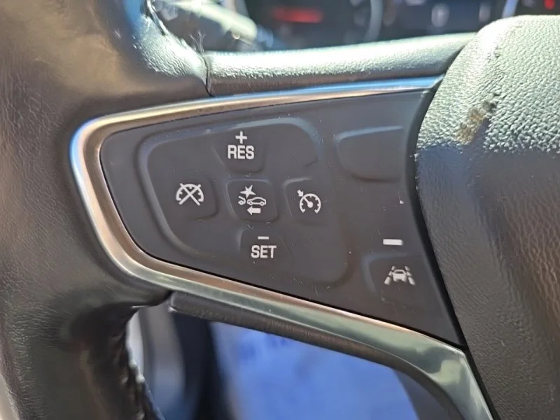 Used 2021 Silver Chevrolet LT image 12