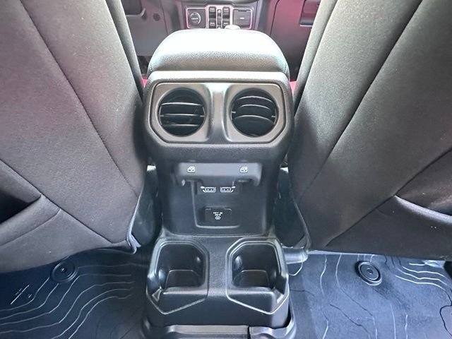 Used 2021 Gray Jeep Unlimited Rubicon image 32