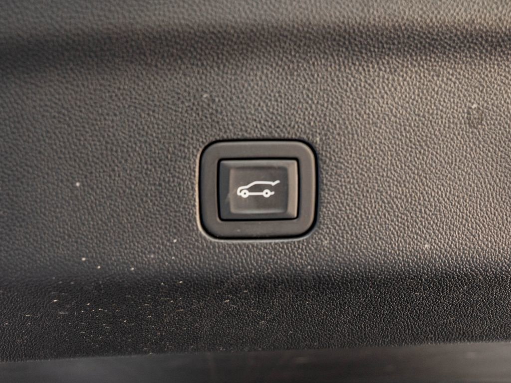 Used 2024 Summit White Chevrolet RST image 42