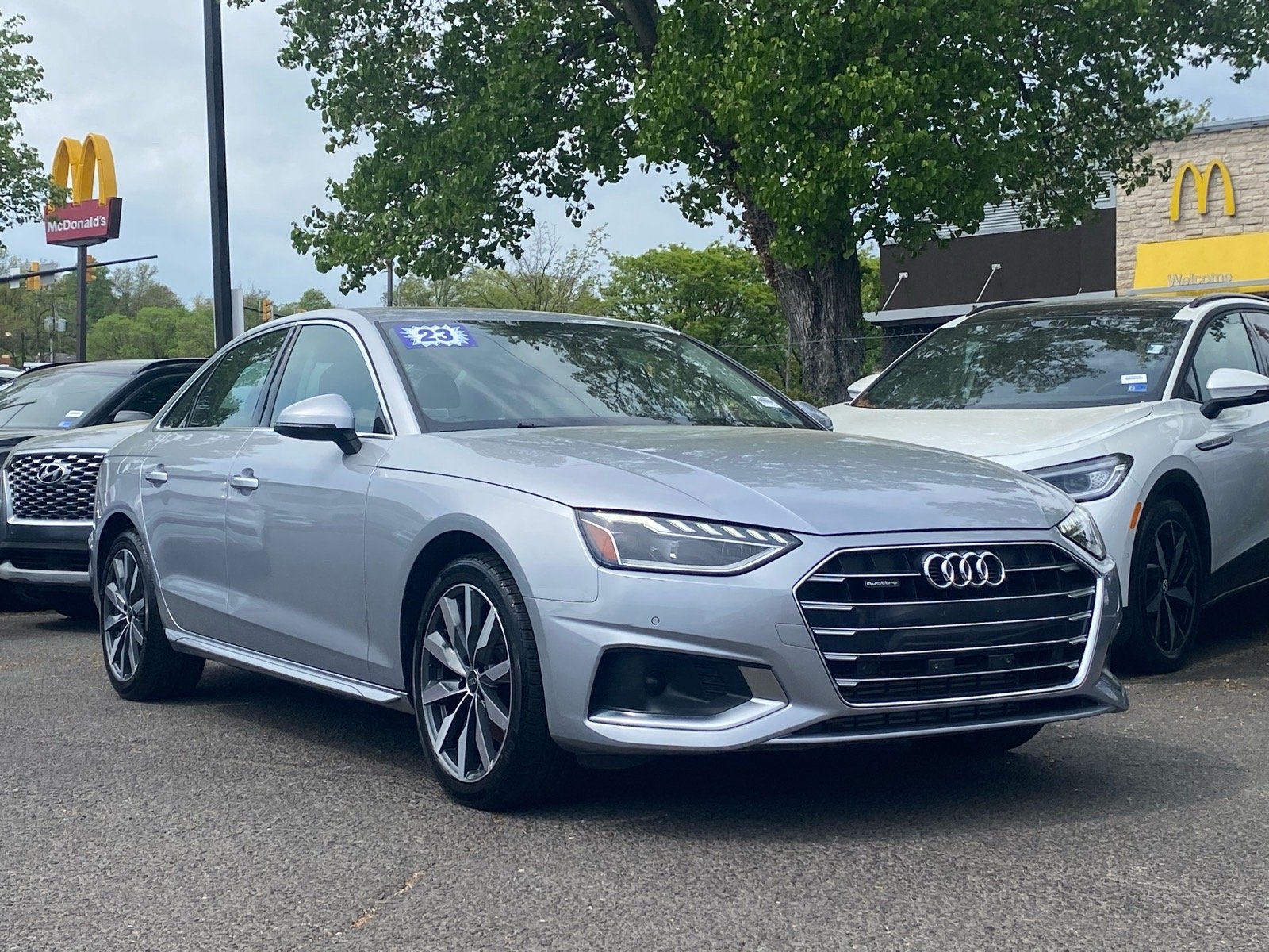 2023 Audi A4 40 TFSI Premium quattro S tronic's photo