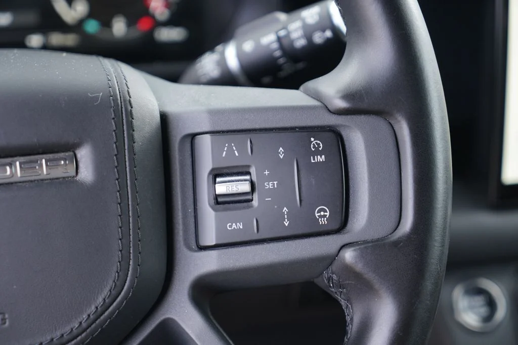 Used 2023 Gray Land Rover X image 14